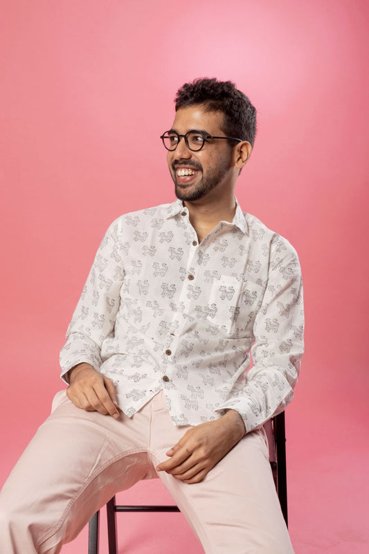 White Tiger Unisex shirt